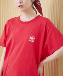 【DOMDOM(ドムドム)×coen】ワンポイント刺繍フットボールTシャツ