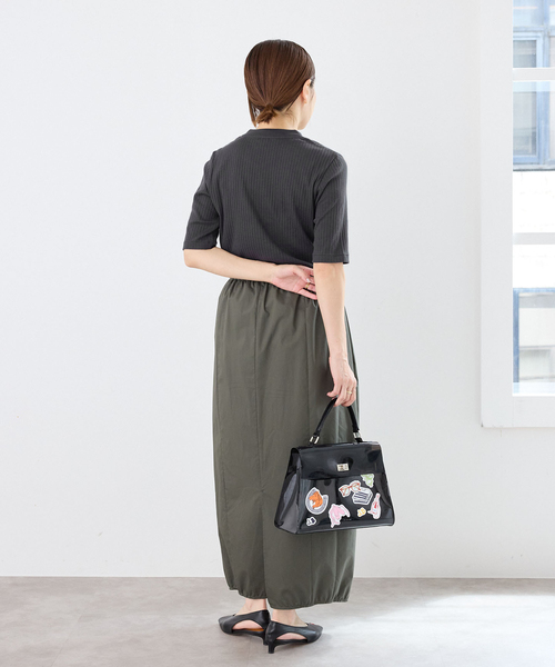 IENA(イエナ)の「ワイドリブヘンリープルオーバー(Tシャツ/カットソー・レディース・チャコールグレー/キャメル・FREE)」の12枚目の写真