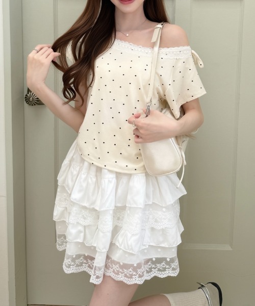 Ada.(エイダ)の「バレエコア ショルダー リボン レース ドット カットソー(Tシャツ/カットソー・レディース・ホワイト/ベージュ/ブラック/ブルー・FREE)」の14枚目の写真