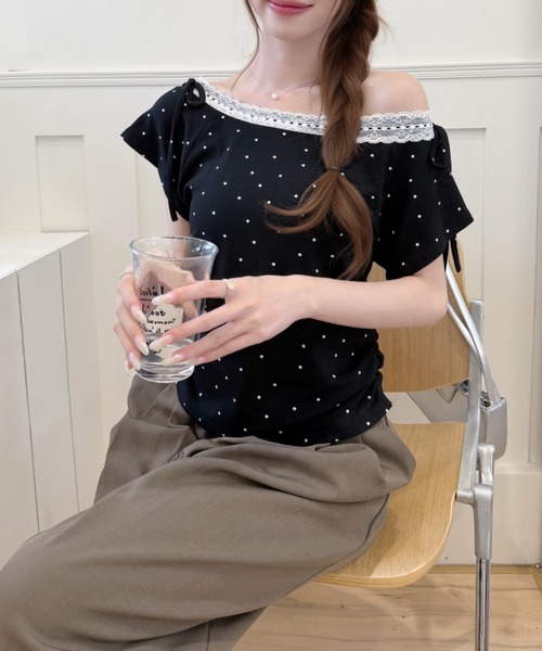 Ada.(エイダ)の「バレエコア ショルダー リボン レース ドット カットソー(Tシャツ/カットソー・レディース・ホワイト/ベージュ/ブラック/ブルー・FREE)」の18枚目の写真