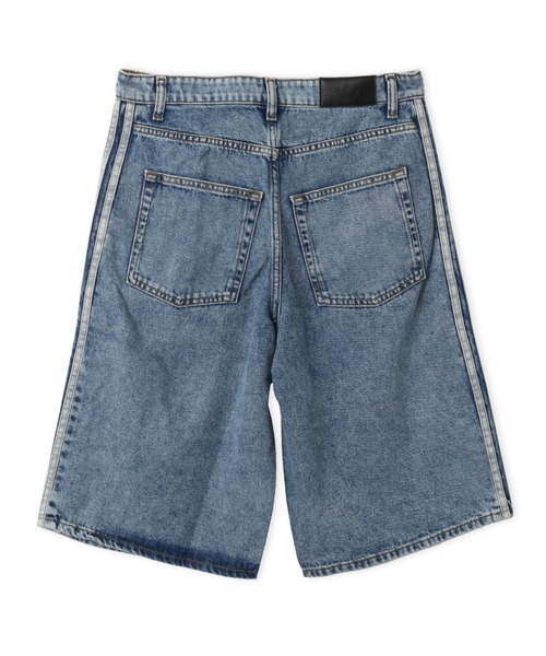 adidas(アディダス)の「adidas FIREBIRD ADICOLOR LIGHT WASH DENIM SHORTS / アディダス ファイヤーバード アディカラー ライトウォッシュ デニム ショーツ(デニムパンツ・メンズ・ライトインディゴブルー・32inch/30inch/36inch/34inch)」の7枚目の写真
