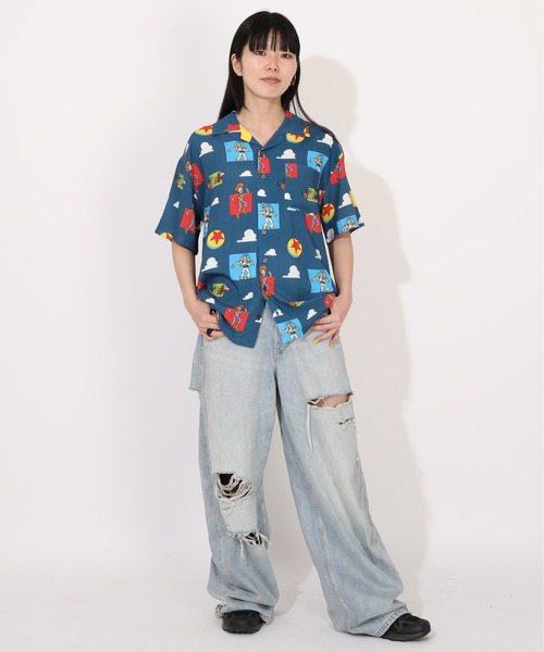 Disney(ディズニー)の「親子お揃い ディズニー トイ・ストーリー 総柄シャツ 1808A(シャツ/ブラウス・メンズ・ネイビー・ユニセックスXL/ユニセックスL/ユニセックスM/ユニセックスS)」の6枚目の写真
