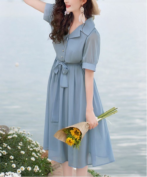 &soiree(アンドソワレ)の「ウエストリボン付きシアーシャツワンピース(ワンピース・レディース・ブルー・MEDIUM/LARGE/X-LARGE)」の3枚目の写真
