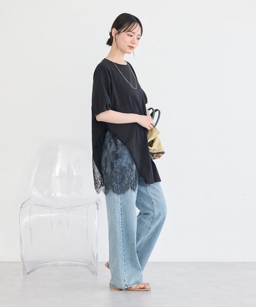 earth music&ecology(アースミュージックアンドエコロジー)の「アシメレースビッグTシャツ(Tシャツ/カットソー・レディース・ブラック/オフホワイト・FREE)」の14枚目の写真