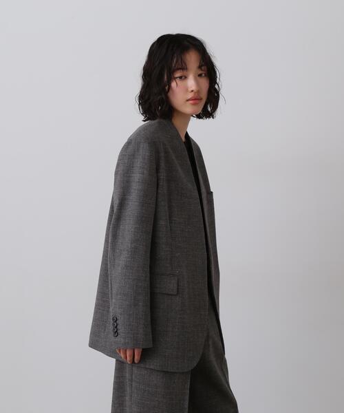 YLEVE(イレーヴ)の「YLEVE / WOOL LINEN COLLARLESS JACKET(テーラードジャケット・レディース・グレー・0/1)」の4枚目の写真