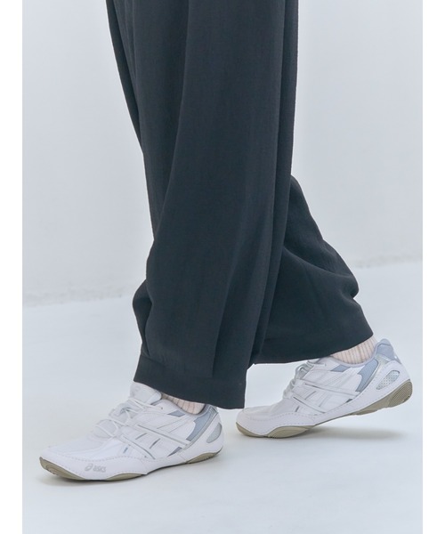 ASICS（アシックス）の「HYPERSYNC / ハイパーシンク（スニーカー・レディース・ホワイト×グレー・29.5/29/27/28/26.5/27.5/23/24/25.5/23.5/25/26/22.5/24.5/28.5）」の6枚目の写真