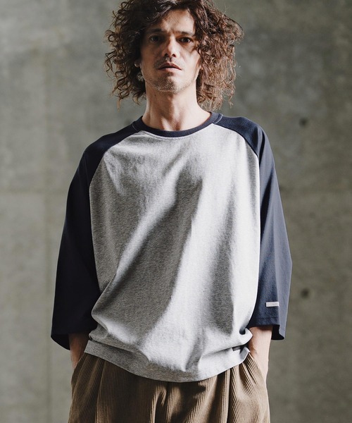 GLIMCLAP(グリムクラップ)の「mlt5758-Smooth Jersey 3-4 Sleeve Raglan T-shirt 7分袖ラグランTシャツ(211-020-gla-cg)(Tシャツ/カットソー・メンズ・チャコールグレー×ブラック/ホワイト×ブラック/ネイビー系・S/L/M)」の5枚目の写真