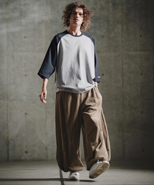 GLIMCLAP(グリムクラップ)の「mlt5758-Smooth Jersey 3-4 Sleeve Raglan T-shirt 7分袖ラグランTシャツ(211-020-gla-cg)(Tシャツ/カットソー・メンズ・チャコールグレー×ブラック/ホワイト×ブラック/ネイビー系・S/L/M)」の7枚目の写真