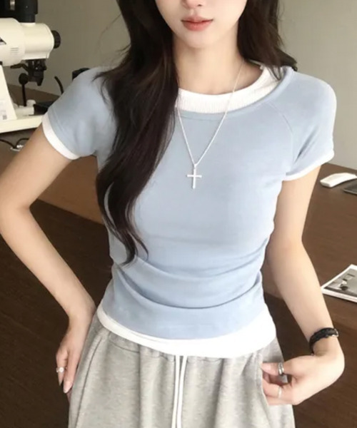VIVID LADY(ビビッドレディー)の「レイヤード風 リブ 半袖トップス(Tシャツ/カットソー・レディース・チャコールグレー/ブラウン/ライトブルー/ブラック・FREE)」の5枚目の写真