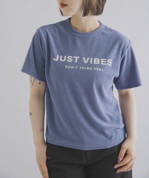 THE GOODLAND MARKET(ザグッドランドマーケット)の「ザ グッドランド マーケット PILE VIBES TEE(Tシャツ/カットソー・レディース・ピンク/ブルー/アイボリー/ミント・3/1)」の4枚目の写真