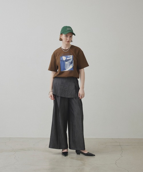 uchi.(ウチ)の「グラフィックデザインプリント半袖Tシャツ(Tシャツ/カットソー・レディース・ブラウン/オフホワイト/サックスブルー・FREE)」の18枚目の写真