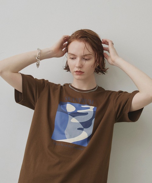 uchi.(ウチ)の「グラフィックデザインプリント半袖Tシャツ(Tシャツ/カットソー・レディース・ブラウン/オフホワイト/サックスブルー・FREE)」の17枚目の写真
