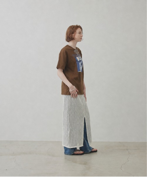 uchi.(ウチ)の「グラフィックデザインプリント半袖Tシャツ(Tシャツ/カットソー・レディース・ブラウン/オフホワイト/サックスブルー・FREE)」の5枚目の写真