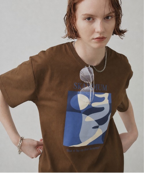 uchi.(ウチ)の「グラフィックデザインプリント半袖Tシャツ(Tシャツ/カットソー・レディース・ブラウン/オフホワイト/サックスブルー・FREE)」の9枚目の写真