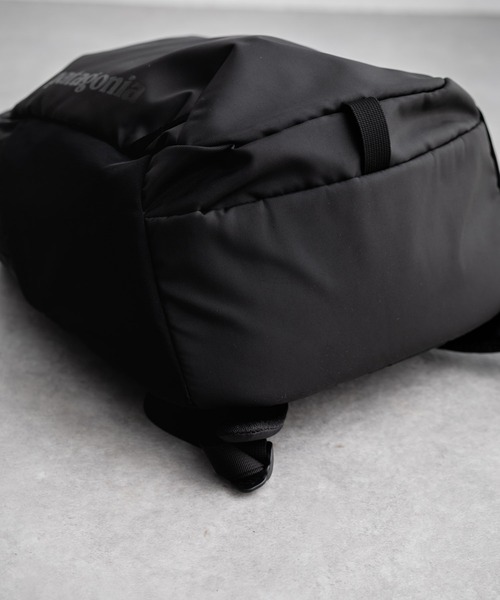 patagonia（パタゴニア）の「Patagonia ATOM DAY PACK 24L ワンポイントロゴバックパック リュックサック（バックパック/リュック・メンズ・ダークブルー/マジェンタ/ブルー/ブラック・FREE）」の12枚目の写真