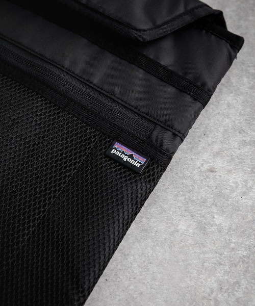 patagonia（パタゴニア）の「Patagonia ATOM DAY PACK 24L ワンポイントロゴバックパック リュックサック（バックパック/リュック・メンズ・ダークブルー/マジェンタ/ブルー/ブラック・FREE）」の15枚目の写真