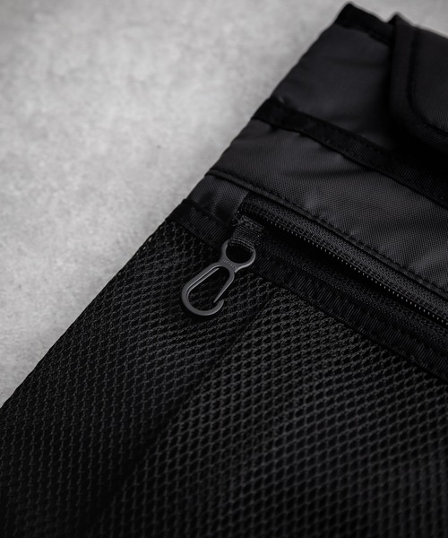 patagonia（パタゴニア）の「Patagonia ATOM DAY PACK 24L ワンポイントロゴバックパック リュックサック（バックパック/リュック・メンズ・ダークブルー/マジェンタ/ブルー/ブラック・FREE）」の20枚目の写真