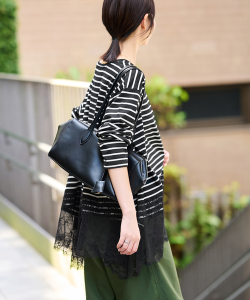 SLOBE IENA(スローブイエナ)の「《シリーズあり》レースコンビボーダーカットソー(Tシャツ/カットソー・レディース・ブラック/ホワイト・FREE)」の11枚目の写真