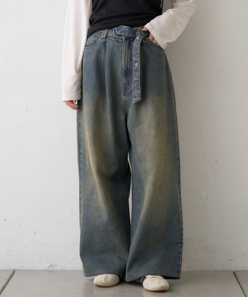 CIAOPANIC TYPY(チャオパニックティピー)の「【UNISEX】ベルト付きオーバーダイ加工ワイドデニムパンツ(デニムパンツ・レディース・ブルー/ブラウン・LARGE/MEDIUM)」の2枚目の写真