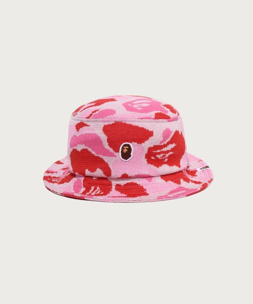 A BATHING APE(アベイシングエイプ)の「ONE POINT ABC CAMO JACQUARD KNIT BUCKET HAT(ハット・メンズ・ピンク/ブルー/グリーン・MEDIUM/LARGE)」の1枚目の写真