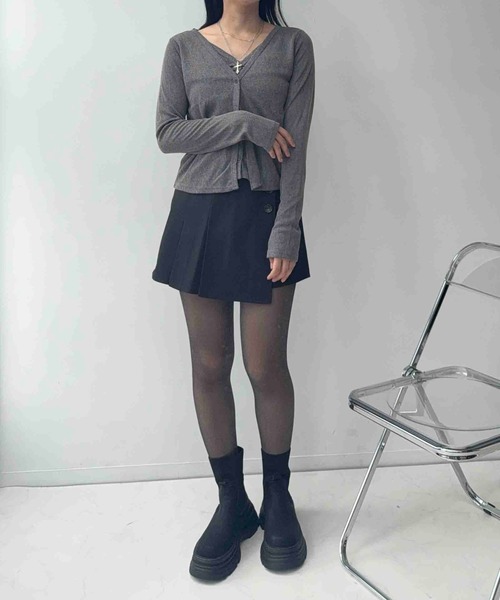 AS KNOW AS plus(アズノゥアズプラス)の「☆UVカット レイヤード風Vネックカーディガン(カーディガン/ボレロ・レディース・グレー/アイボリー/ブラウン/ブラック・FREE)」の5枚目の写真