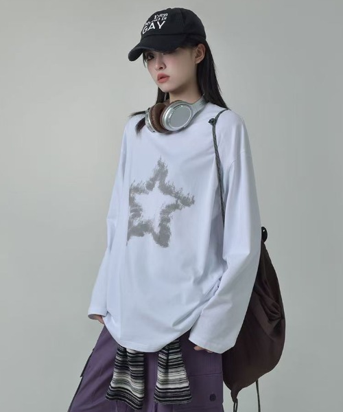 SHEPP(シープ)の「【26年秋冬新作】ヴィンテージライク スター プリント ビッグシルエット ロンT 長袖(Tシャツ/カットソー・レディース・ホワイト/ブラック・L/M)」の9枚目の写真