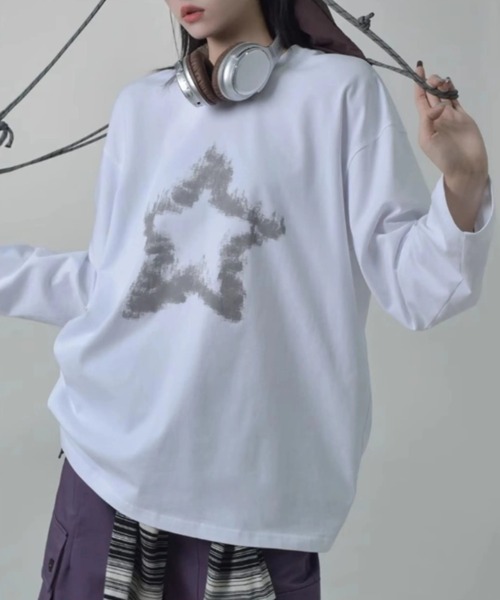 SHEPP(シープ)の「【26年秋冬新作】ヴィンテージライク スター プリント ビッグシルエット ロンT 長袖(Tシャツ/カットソー・レディース・ホワイト/ブラック・L/M)」の8枚目の写真