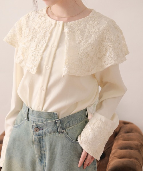 loin nuit(ロワンニュイ)の「spanglelace big collar blouse / スパンコールレースビッグカラーブラウス(シャツ/ブラウス・レディース・アイボリー・FREE)」の2枚目の写真