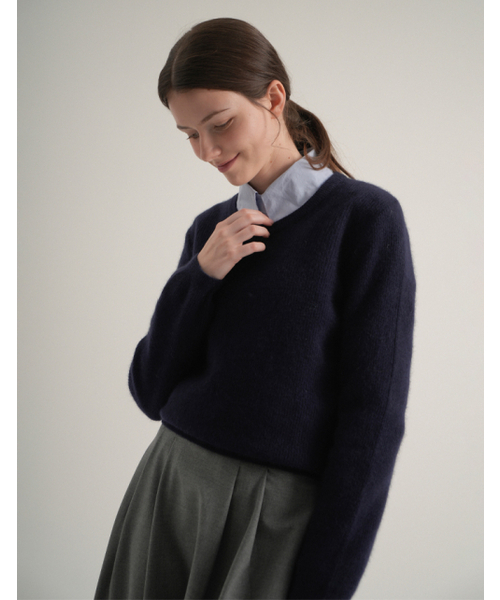 VLETI（ブレッティ）の「Raccoon U-neck Ribbed Knit (Navy)（ニット/セーター・レディース・ネイビー・FREE）」の2枚目の写真