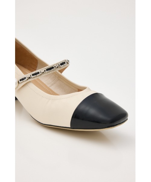 STACCATO(スタッカート)の「メゾンローヒールライトパンプス(パンプス・レディース・ブラック/ホワイト系その他・23.5cm/23cm/22.5cm/24.5cm/24cm)」の7枚目の写真