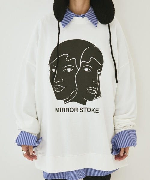 MIRROR STOKE(ミラーストーク)の「【ZOZO限定】MIRROR FACE/FLOWER SWEATSHIRT/ミラーフェイス/フラワースウェットシャツ(スウェット・レディース・グレー/オフホワイト・MEDIUM)」の5枚目の写真
