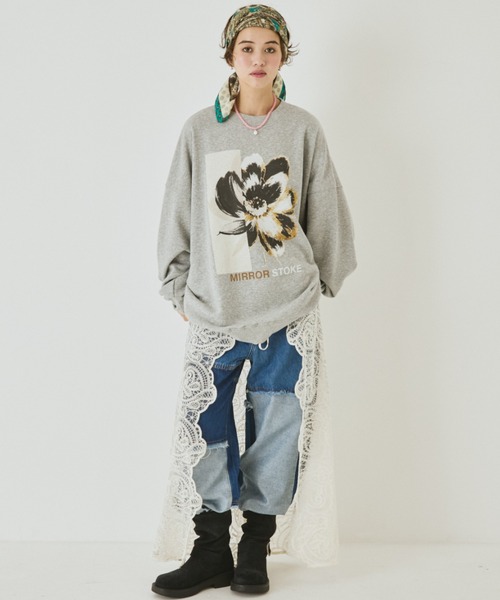 MIRROR STOKE(ミラーストーク)の「【ZOZO限定】MIRROR FACE/FLOWER SWEATSHIRT/ミラーフェイス/フラワースウェットシャツ(スウェット・レディース・グレー/オフホワイト・MEDIUM)」の17枚目の写真