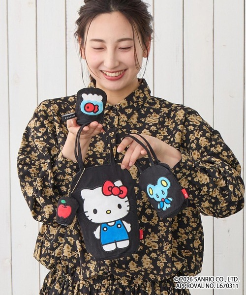 ハローキティコラボ（ハローキティコラボ）の「ルートート / ハローキティ トートバッグ ミニトート ポーチ チャーム 4点セット 軽量 IP.ネコリョーシカ.ハローキティ-B（トートバッグ・レディース・ブラック・FREE）」の4枚目の写真
