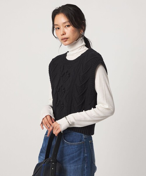green label relaxing(グリーンレーベルリラクシング)の「【別注】<tyn.TGOR>ケーブル ベスト(ベスト・レディース・ブラック/ブラウン系・FREE)」の6枚目の写真