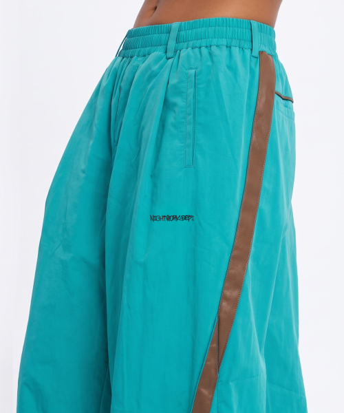 NIGHTWORKDEPT(ナイトワークデプト)の「MIDNIGHT RACING TRACK PANTS_MINT(スウェットパンツ・レディース・その他・SMALL/MEDIUM)」の5枚目の写真