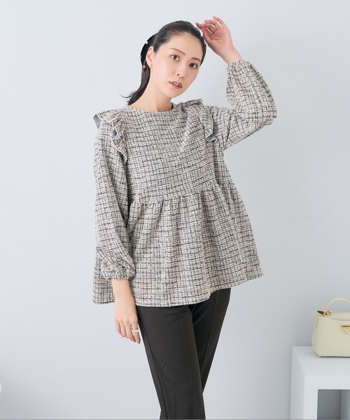 Neige(ネージュ)の「クラシカルフリルリボンツイードトップス(Tシャツ/カットソー・レディース・ベージュ/ブラック・ONE SIZE)」の5枚目の写真