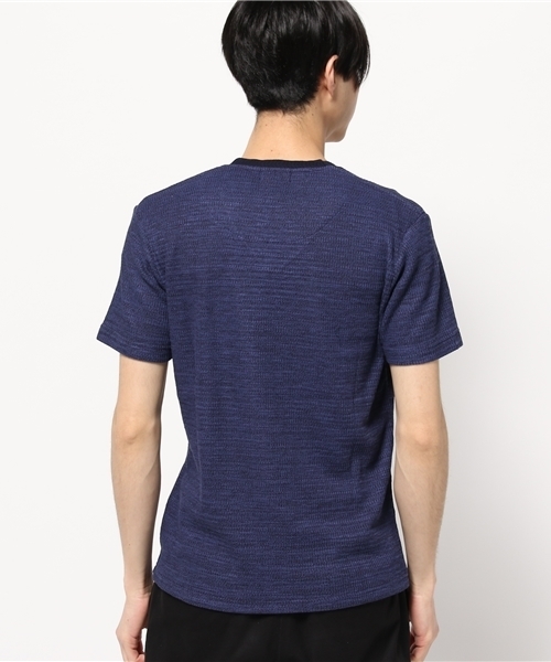 MEN'S BIGI(メンズビギ)の「VネックTシャツ/JAPAN MADE(日本製)(Tシャツ/カットソー・メンズ・グレー/ベージュ/ネイビー・MEDIUM/SMALL/LARGE)」の5枚目の写真