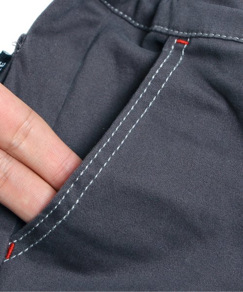 BREEZE（ブリーズ）の「ネット限定裾リブジョガーパンツ(9分丈)（その他パンツ・キッズ・レッド/カーキ/チャコール/ネイビー/ベージュ・95/120/110/130/100/140/80/90）」の15枚目の写真
