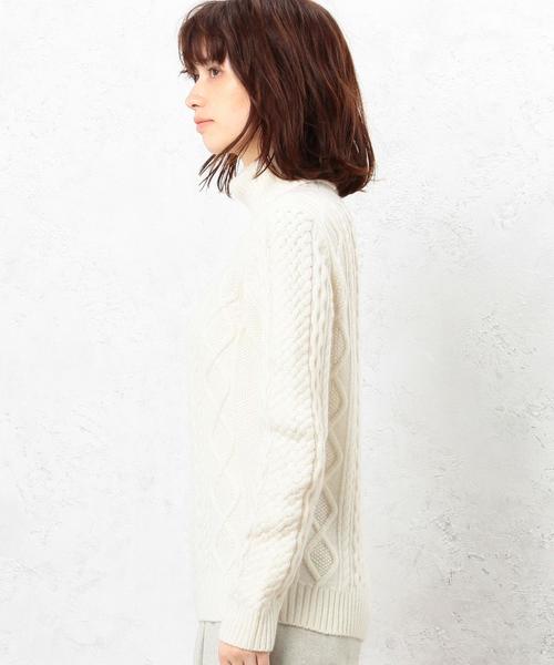 green label relaxing(グリーンレーベルリラクシング)の「CB HAMILTON ARAN タートルニット 5G(ニット/セーター・レディース・オフホワイト/ライトグレー/ネイビー・40/38)」の5枚目の写真