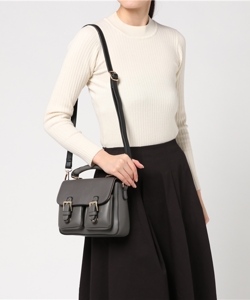 PLAIN CLOTHING（プレーンクロージング）の「フロントダブルポケットハンドバッグ/ショルダーバッグ【PLAIN CLOTHING】（ショルダーバッグ・レディース・ブラック/キャメル/グレー・FREE）」の8枚目の写真