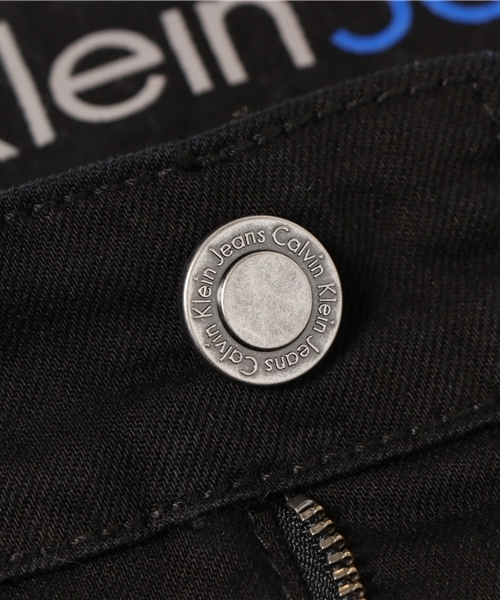Calvin Klein Jeans（カルヴァンクラインジーンズ）の「コアブラック スリムジーンズ（デニムパンツ・メンズ・ブラック系その他/ブラック・33inch/34inch/31inch/30inch/32inch/29inch/36inch）」の14枚目の写真