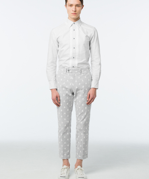 koe×THOM BROWNE（コエトムブラウン）の「[koe×THOM BROWNE]MENS BOAT SEERSUCKER PANTS（その他パンツ・メンズ・ネイビー・SMALL/MEDIUM/LARGE）」の14枚目の写真