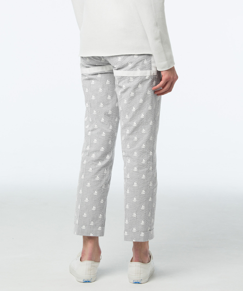koe×THOM BROWNE（コエトムブラウン）の「[koe×THOM BROWNE]MENS BOAT SEERSUCKER PANTS（その他パンツ・メンズ・ネイビー・SMALL/MEDIUM/LARGE）」の10枚目の写真