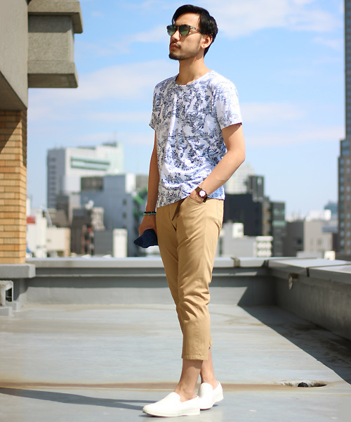 ESSENTIAL GARMENT MEN'S BIGI（エッセンシャルガーメントメンズビギ）の「クルーネック リーフ柄　両面プリントＴシャツ/ポケットＴ（Tシャツ/カットソー・メンズ・カーキ/ネイビー・L/M/S）」の8枚目の写真