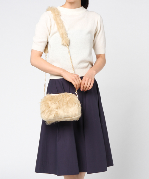 one after another NICE CLAUP（ワンアフターアナザーナイスクラップ）の「ファーミニショルダー（ショルダーバッグ・レディース・ライトグレー/アイボリー/キャメル・FREE）」の5枚目の写真