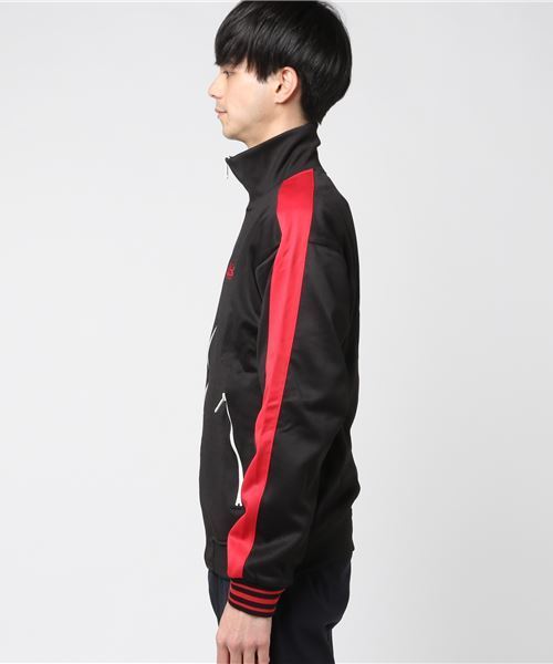 DIESEL（ディーゼル）の「00S8ZL0AARS（スウェット・メンズ・レッド/ブラック・LARGE/MEDIUM/SMALL/X-LARGE/X-SMALL/XX-LARGE/XXX-LARGE）」の4枚目の写真