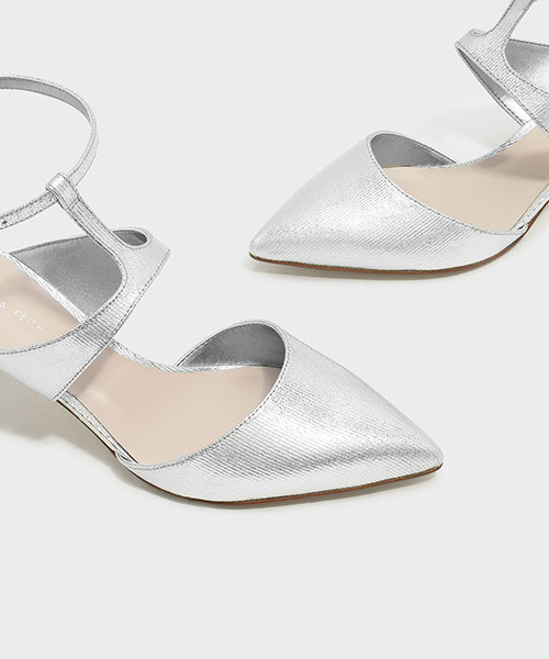 CHARLES & KEITH（チャールズ & キース）の「アンクルストラップヒール / ANKLE STRAP HEELS（パンプス・レディース・ブラック/シルバー・22.5cm/24.5cm/23.5cm/23cm/25cm）」の12枚目の写真