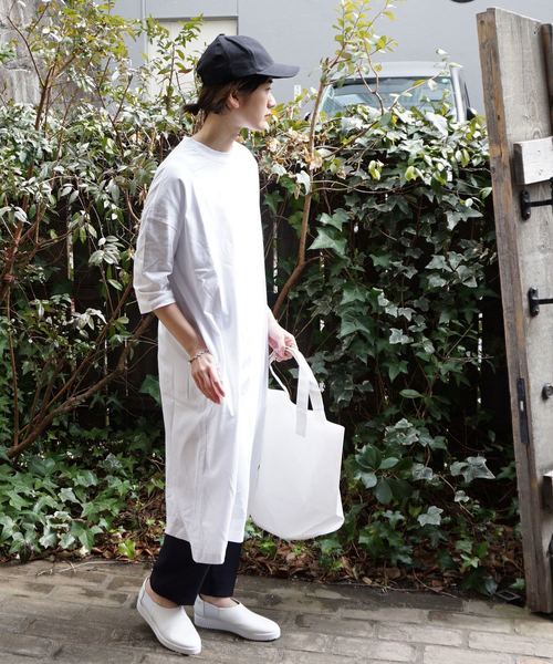 JOURNAL STANDARD LUXE(ジャーナルスタンダード ラックス)の「クラシックテンジク スタンダードクルーワンピース◆(ワンピース・レディース・ブラック/ホワイト/ネイビー/ブラウン・SMALL/MEDIUM)」の6枚目の写真