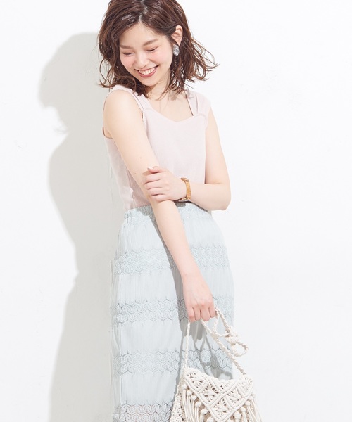natural couture(ナチュラルクチュール)の「ワッフル太ストラップキャミ(Tシャツ/カットソー・レディース・ピンクベージュ/ブラック/レッド/アイボリー/トップグレー・FREE)」の4枚目の写真