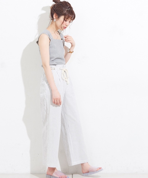 natural couture(ナチュラルクチュール)の「ワッフル太ストラップキャミ(Tシャツ/カットソー・レディース・ピンクベージュ/ブラック/レッド/アイボリー/トップグレー・FREE)」の22枚目の写真